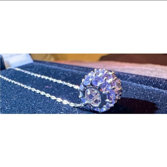Jewelry - 14k White Gold Tanzanite Pendant Bead & “18.25 Inch Chain